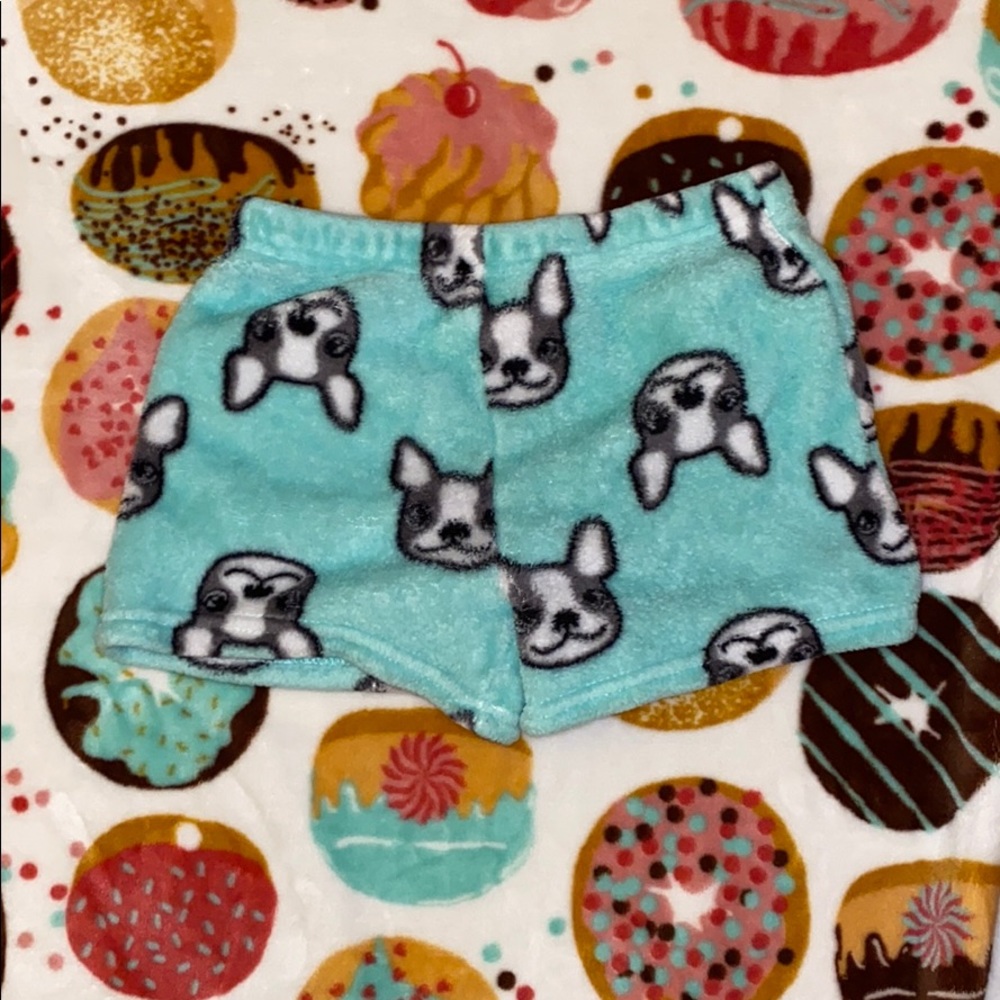 Girl’s sleepwear shorts😊